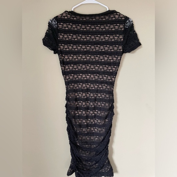 BCBGMaxAzria Black Lace Mini Dress size XXS Bodycoon - Picture 5 of 8